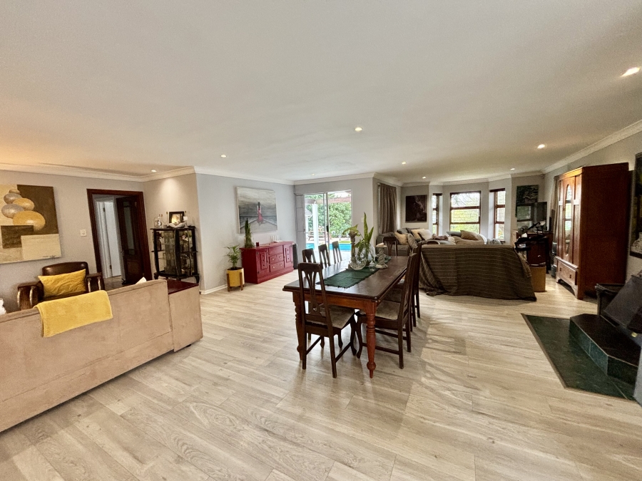 5 Bedroom Property for Sale in Vierlanden Western Cape